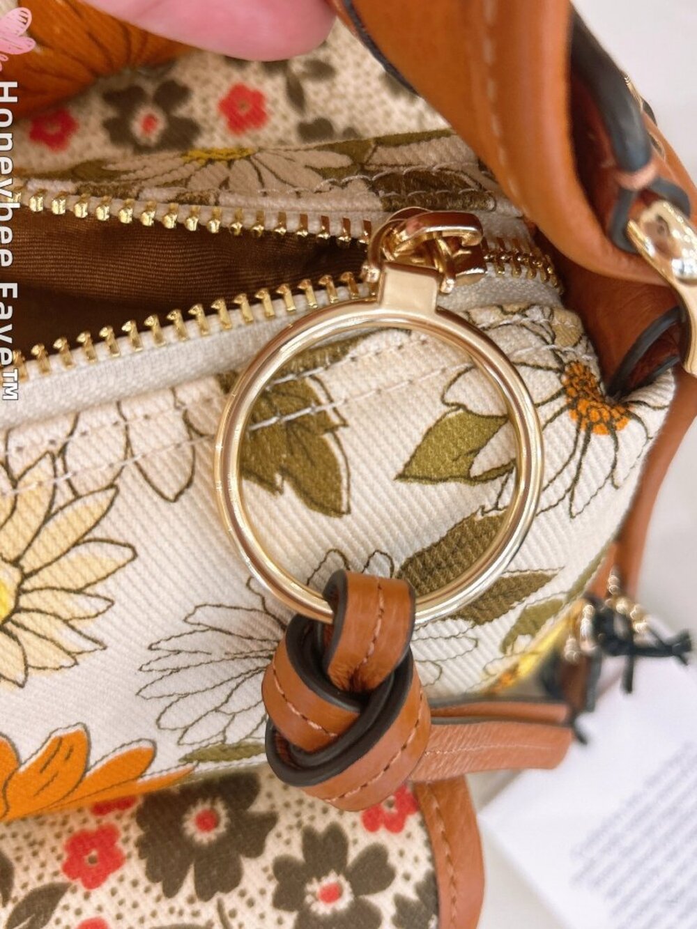 Coach Cargo Shoulder Bag With Floral Print CDW56 - Picture 8 of 10